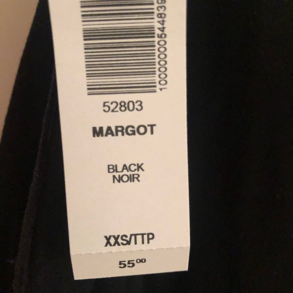 Aritzia Wilfred Tank - Black - Picture 8 of 9